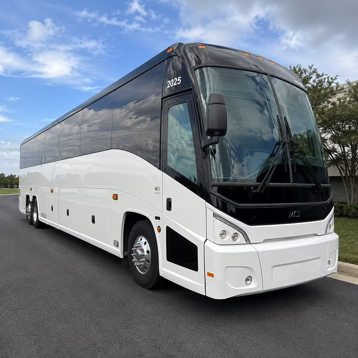 busrentalroswell com helps you plan the perfect bachelorette or birthday night out on canton street