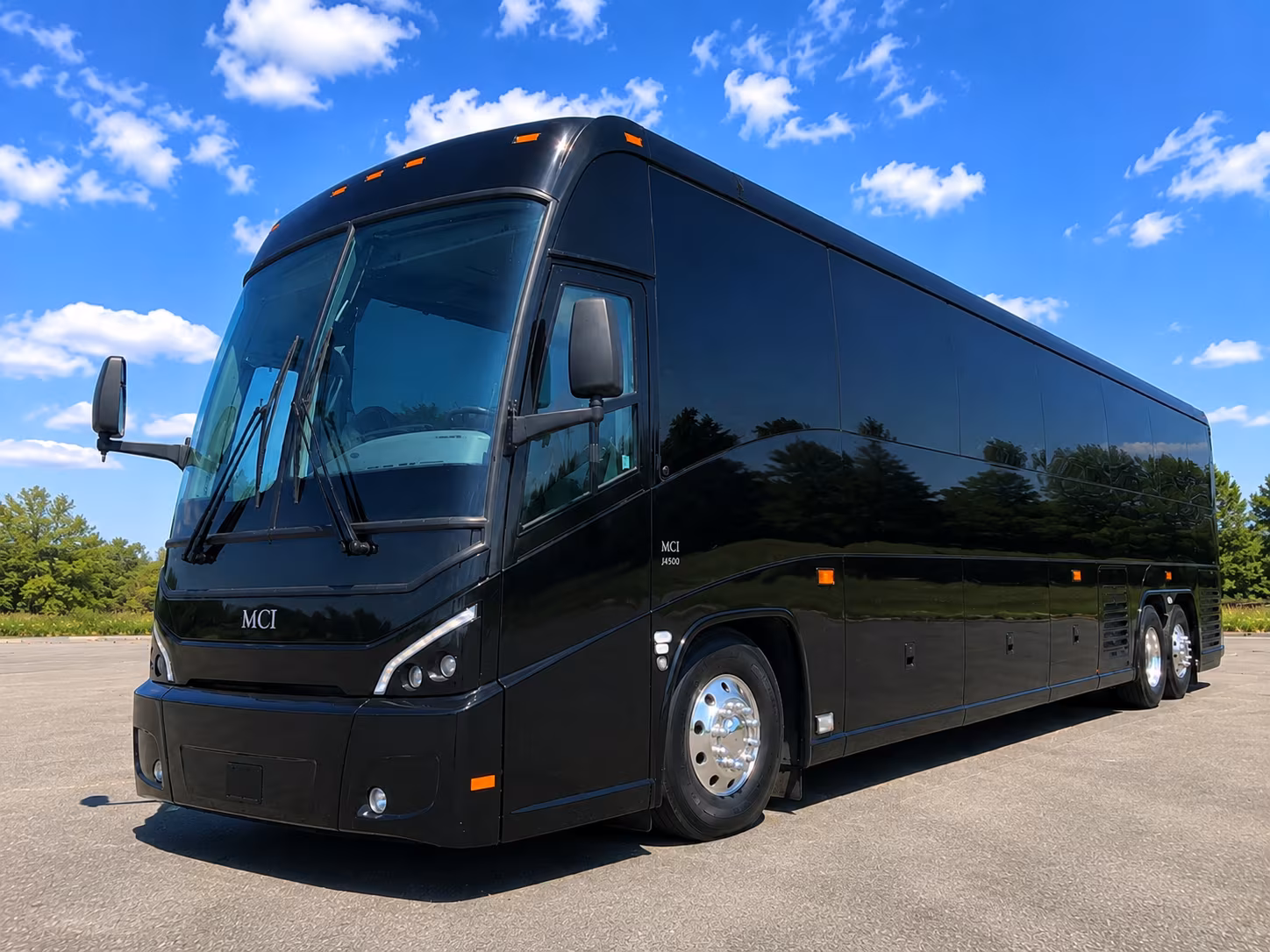 shuttle buses between roswell s historic wedding venues and guest hotels